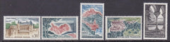 Serie timbre Franța 1963 MNH - Serie turistică 1963 – cinci monumente (SKU R1CLS8FRA15)